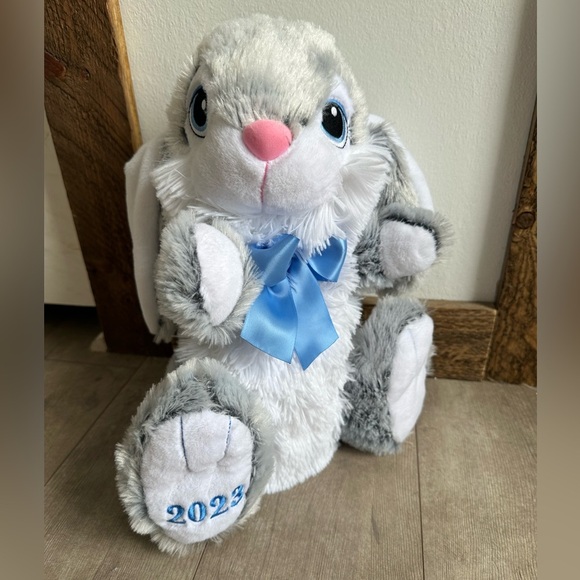 Stuffed Rabbit Bunny Large Ultra Plush Children’s Stuffed Animal 2023 Easter - Picture 4 of 12